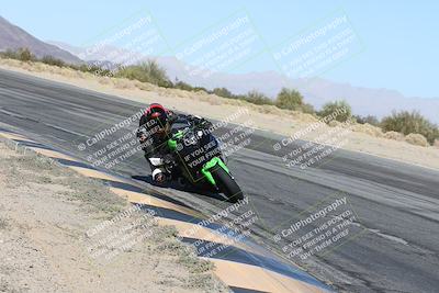 media/Dec-01-2025-Moto Forza (Mon) [[2daa91e15f]]/1-Advanced Group/Session 4 (Turn 10 Inside)/